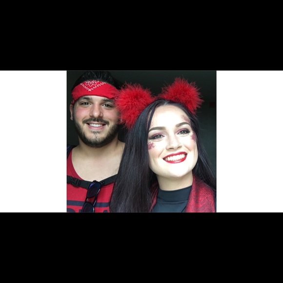 Meet your Posher, Christa - Picture 2 of 5